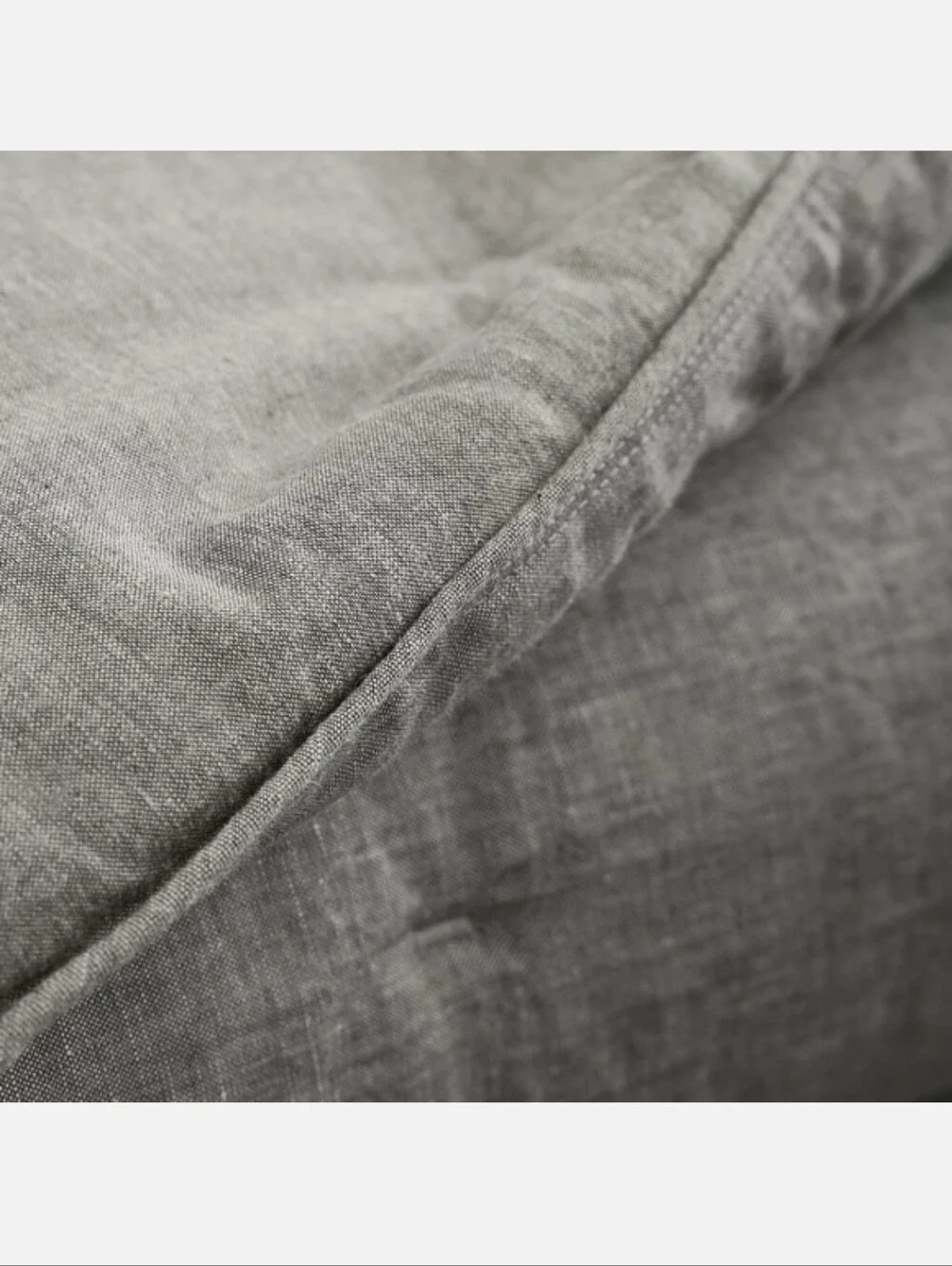 Pottery Barn Belgian Flax Linen Tufted Comforter Queen Size